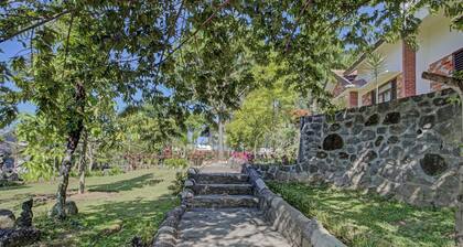 Hotel O Villa Inn App Trawas Bintaro Syariah