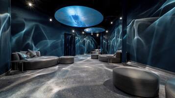 Sauna, Whirlpool, Dampfbad, Warmsteinmassagen, 3 Behandlungsräume