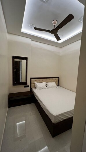 Superior Room | 1 bedroom - Hotel Divyakashi homestay (Varanasi)