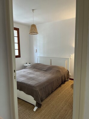 7 Schlafzimmer, Reisekinderbett, kostenloses WLAN