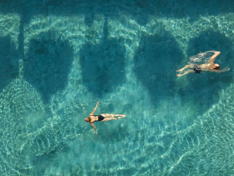 Sun-loungers, beach umbrellas, beach towels