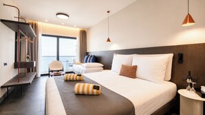 Triple Room Front Sea View