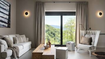 Smart TV, fireplace, video games