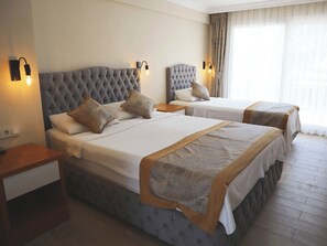 Comfort Double Room | Hypo-allergenic bedding, minibar, desk, laptop workspace - DELIGHT BOUTIQUE HOTEL (Didim)