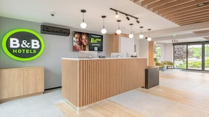 Lobby - B&B HOTEL Bytom (Bytom)