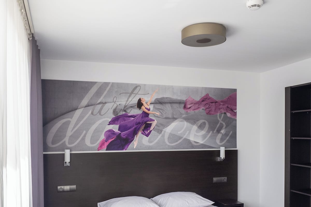Junior Studio Suite | Desk, soundproofing, free WiFi, bed sheets