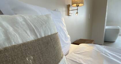 Maison entiÚrement rénovée à 100m des plages