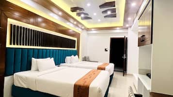 Deluxe Twin Room, 2 Single Beds | 1 bedroom, hypo-allergenic bedding, down duvets, pillow-top beds