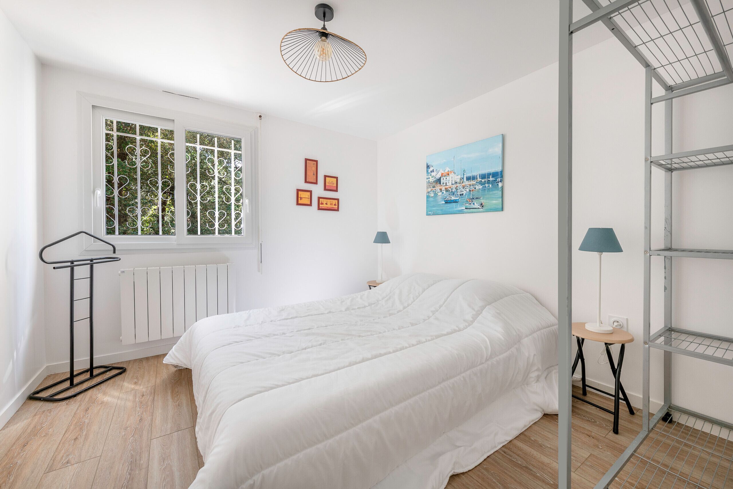 4 chambres, fer et planche à repasser, Wi-Fi gratuit