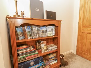 Game room - Appletree Cottage (Richmond)
