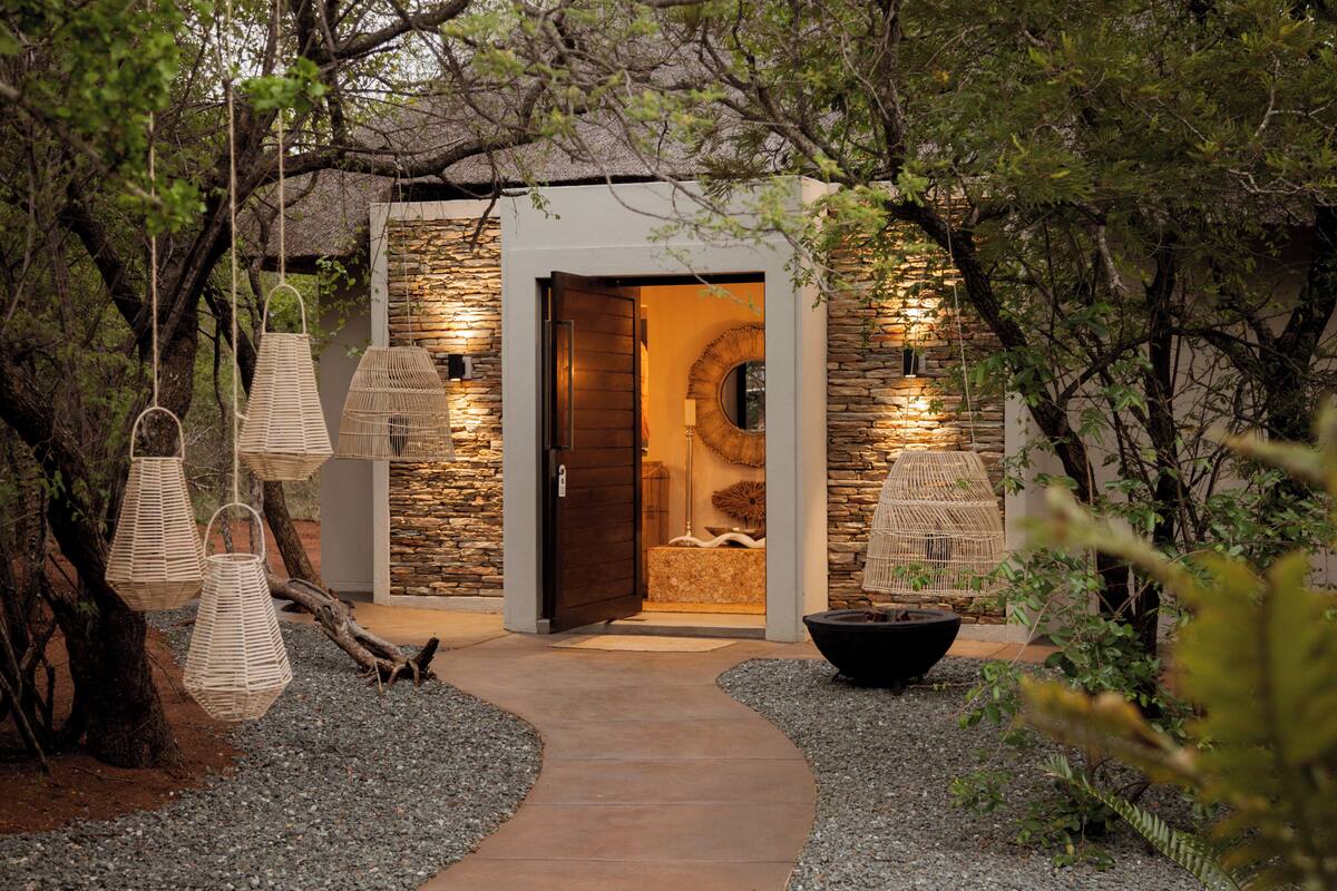 Honeymoon Double Room Single Use | Egyptian cotton sheets, premium bedding, Tempur-Pedic beds, minibar