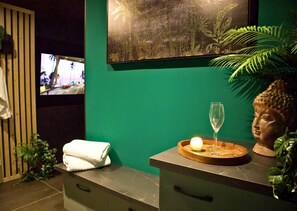 Apartamento luxo | Ćrea de estar | TV, Netflix, serviƧos de streaming