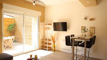 Royal appartement | Woonruimte | Televisie, Netflix en streamingdiensten