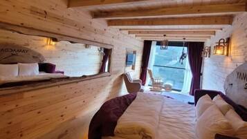 Suite présidentielle, plusieurs chambres, sauna, vue sur le fleuve | Literie de qualité, minibar, système d’insonorisation, literie fournie