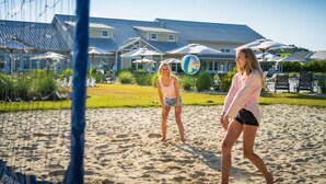 On the beach - Bayfront Home Featuring Private Beach Access in Bay Creek! (Cape Charles)