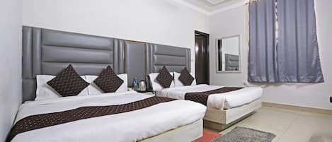 Habitación familiar | Ropa de cama de alta calidad, wifi gratis y ropa de cama