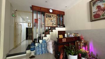 Quầy tiếp tân