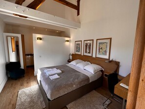 2 bedrooms, WiFi, bed sheets - Ancien Pressoir à vin Totalement Restauré, Transformé en Gîte (Cheverny)