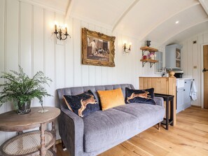 Living area - Utopia (Harleston)