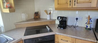 Colleen Bawn Cottage, Gap Of Dunloe, Kerry