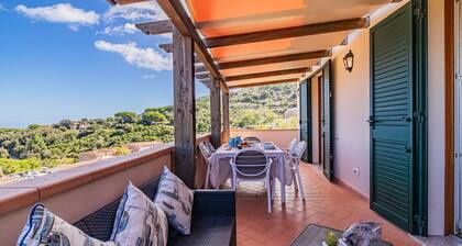 Just built with beautiful sea view, in the center of Capoliveri and equipped with every comfort