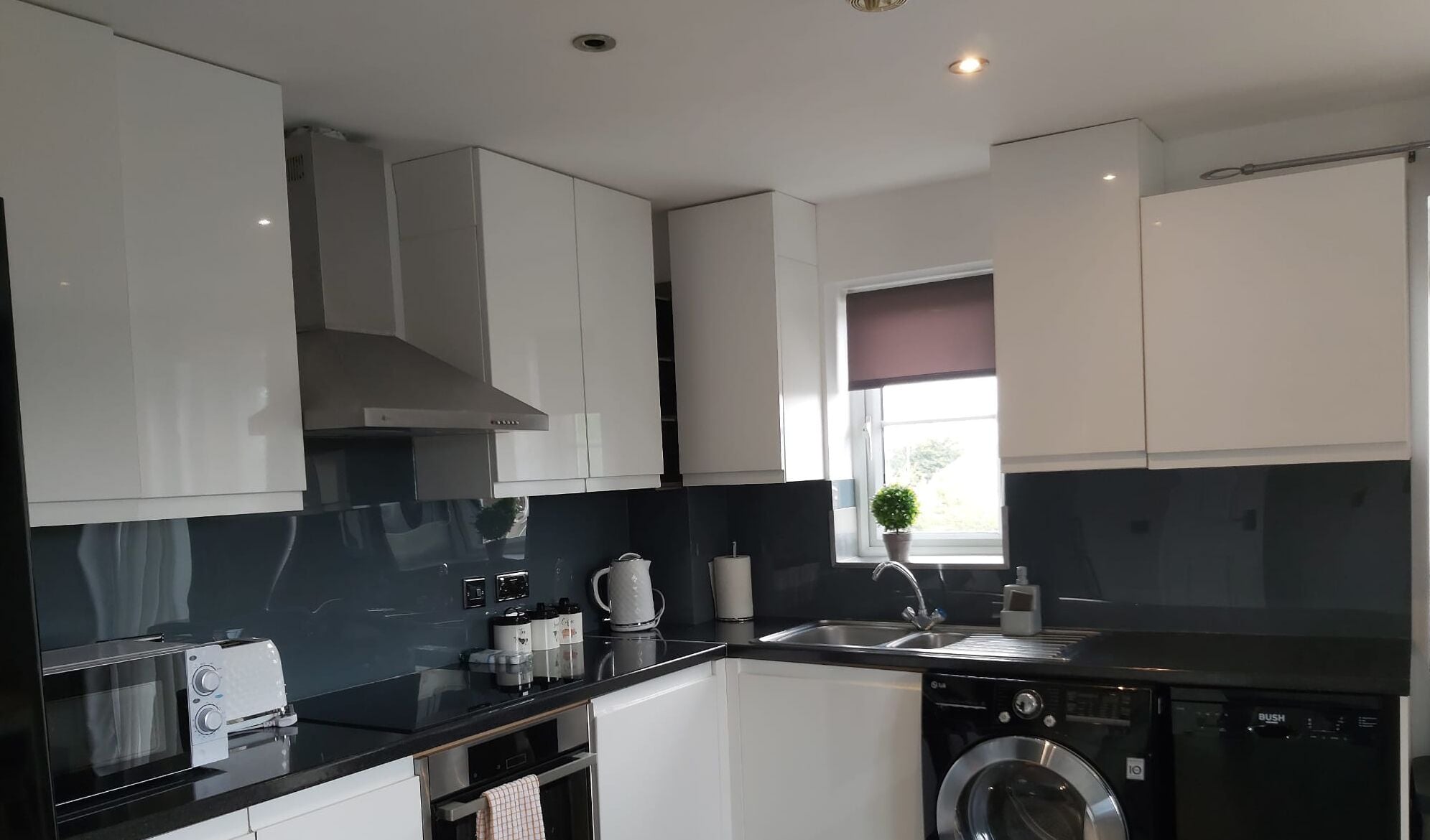 Appartement | Cuisine privée | Réfrigérateur, micro-ondes, four, plaque de cuisson