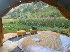 1 dormitorio y ropa de cama