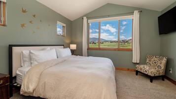 3 bedrooms, internet, bed sheets