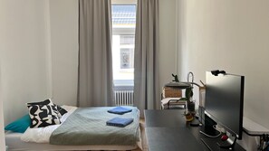 2 chambres, fer et planche Ă repasser, Wi-Fi, draps fournis