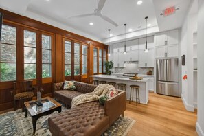 TV, offices