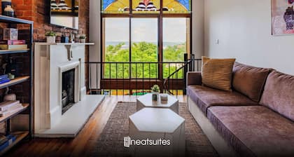 4BR Bridal/Group Retreat, Walkable, Skyline Views