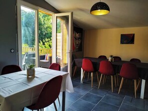Dining - Cap Nature - Chalet Avec Terrasse - Le Chant des Oiseaux (Boulazac Isle Manoire)