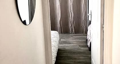 Charmant appartement au centre ville de Puteaux proche de Paris la Défense Arena