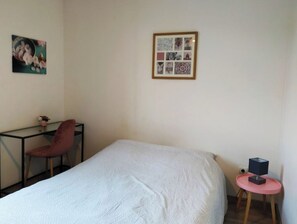 2 habitaciones, escritorio, cuna de viaje y wifi gratis 
