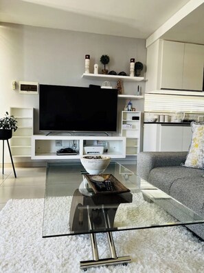 Smart-tv, böcker och printers