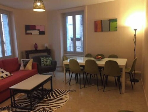 Cap Coutellerie - Appartement 10 Personnes - Hypercentre de Thiers