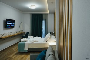 Exclusive-Studiosuite | Hochwertige Bettwaren, Minibar, laptopgeeigneter Arbeitsplatz