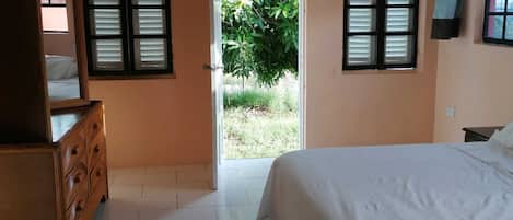 2 Schlafzimmer, Bügeleisen/Bügelbrett, kostenloses WLAN