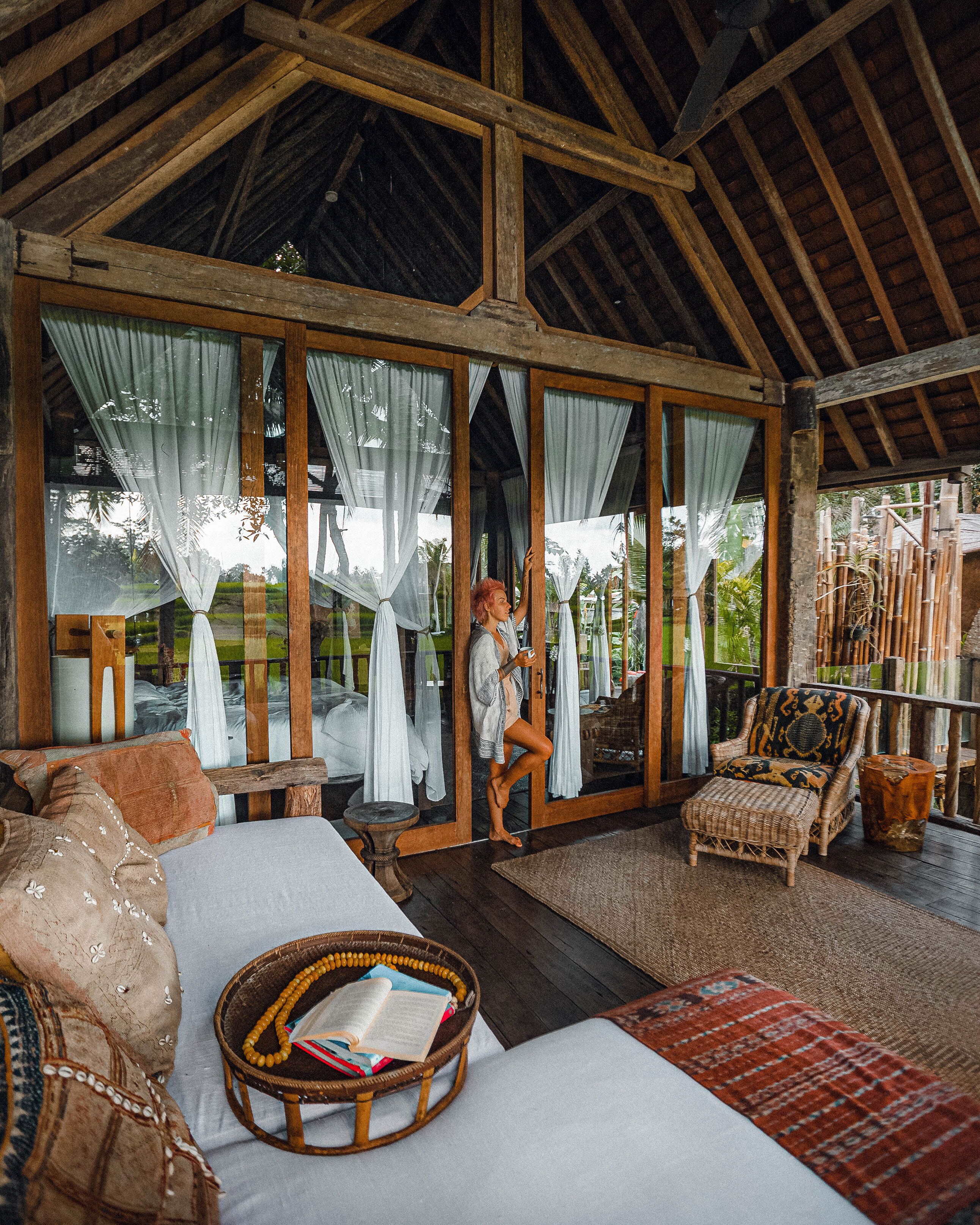 Longhouse | Minibar, caja de seguridad en la habitación y decoración personalizada 