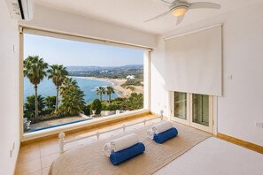 5 habitaciones, tabla de planchar con plancha y wifi