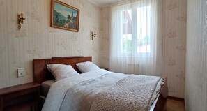 3 chambres, fer et planche Ă repasser, lit parapluie, Wi-Fi gratuit
