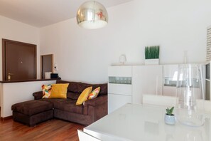 TV - Terrace at 20 minutes from Duomo - [HU] (Milano)