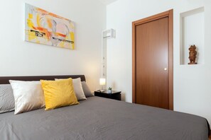 1 chambre, fer et planche à repasser, Wi-Fi, draps fournis