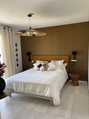 2 chambres, fer et planche à repasser, Wi-Fi gratuit, draps fournis