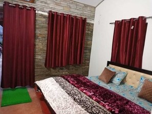 2 bedrooms, bed sheets