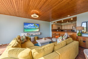 Family Condo, Accessible, Ensuite (Condo-0) | Lounge - Mayan Princess 101 (Port Aransas)