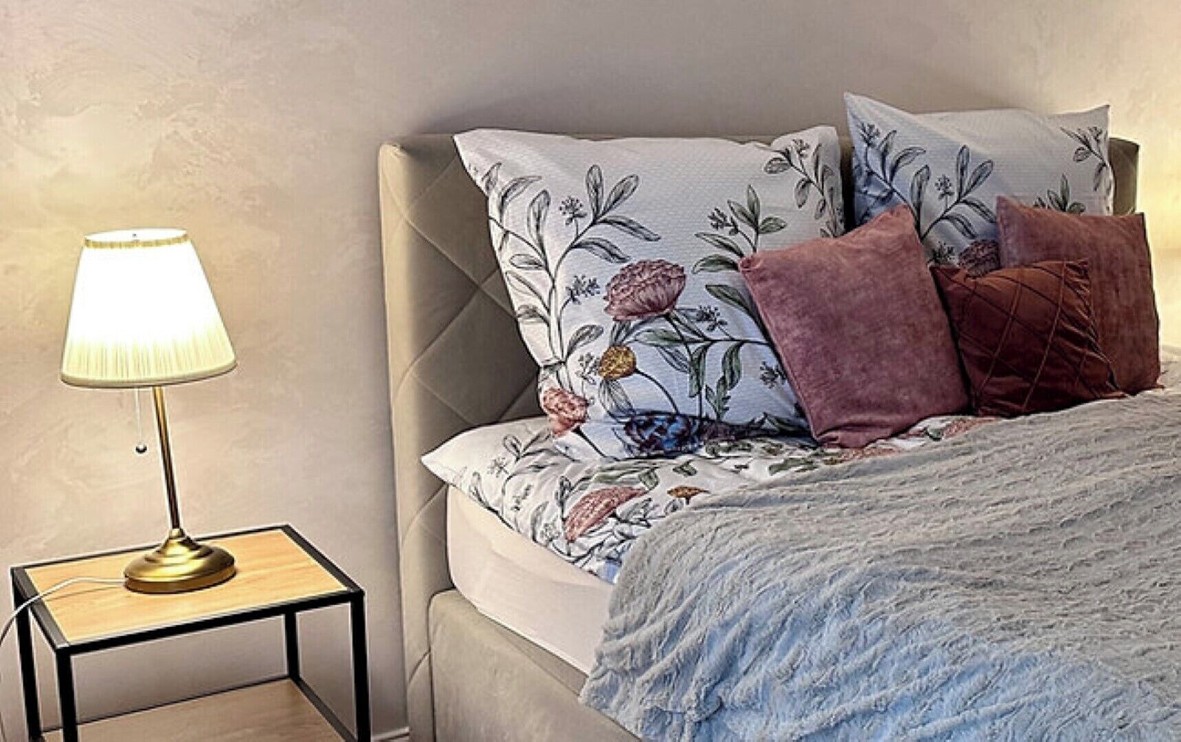 2 Schlafzimmer, Reisekinderbett, kostenloses WLAN, Bettwäsche