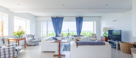 TV, fireplace, DVD player, stereo