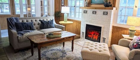 Smart TV, fireplace, books