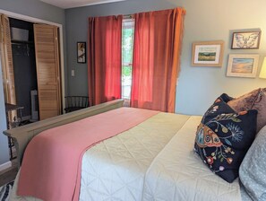 3 quartos, escrivaninha, Wi-Fi de cortesia, roupa de cama